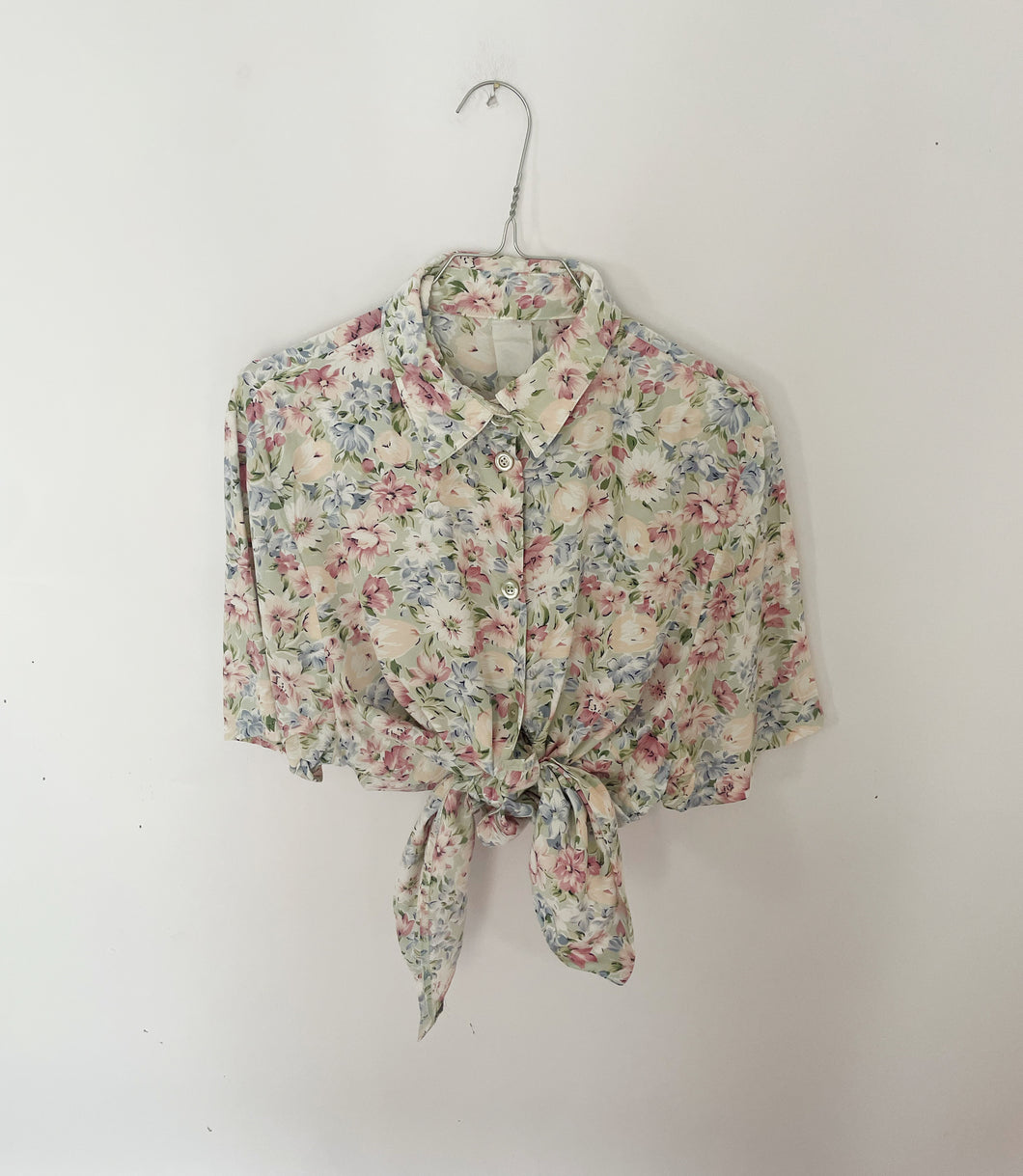 Floral print blouse (L)